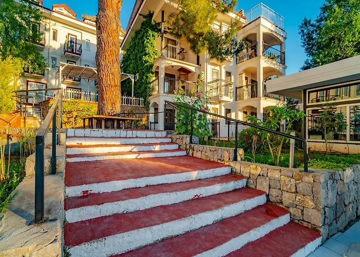 Sunshine מלון אולודניץ