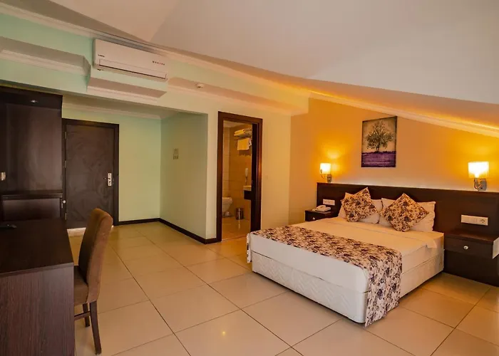 Sunshine Hotel